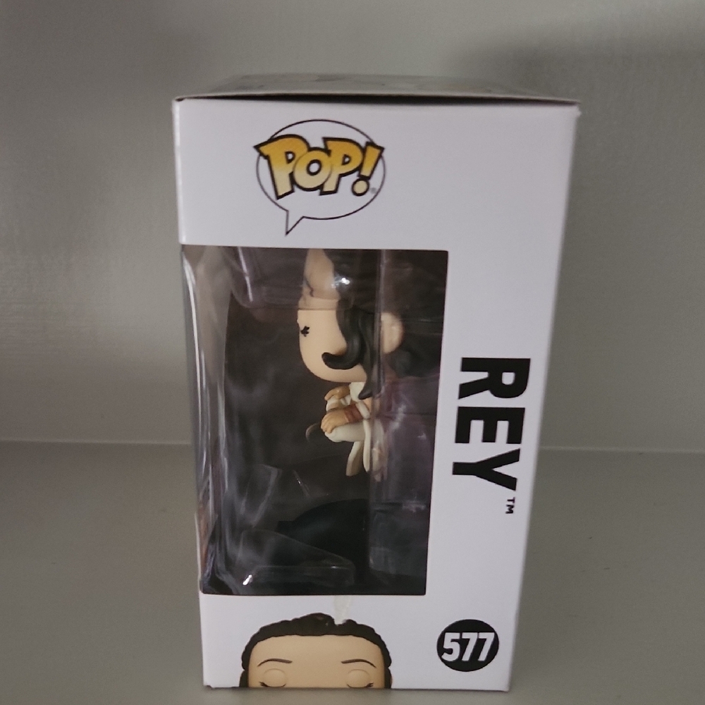 Rey - Funko Pop! 577- Star Wars - Rey - Picture 2 of 6